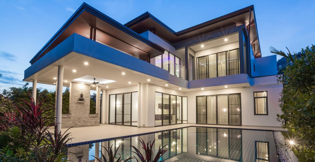 Investing in Luxury Real Estate: Trends and Implications Investing in Luxury Real Estate: Trends and Implications