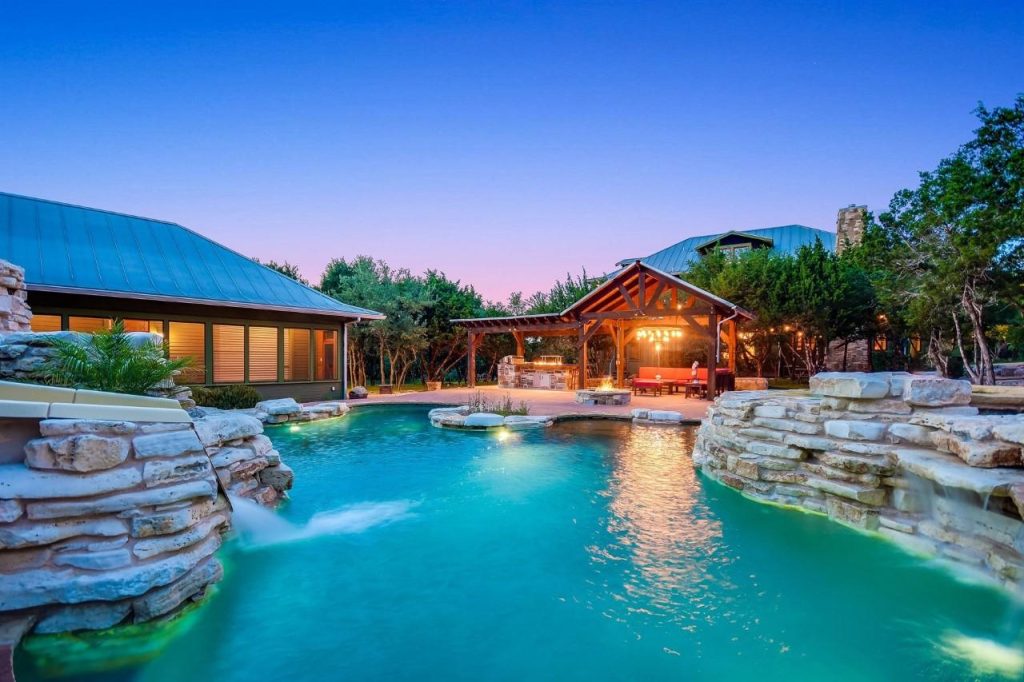 Mastering Vacation Rentals: A Guide to Successful Investment