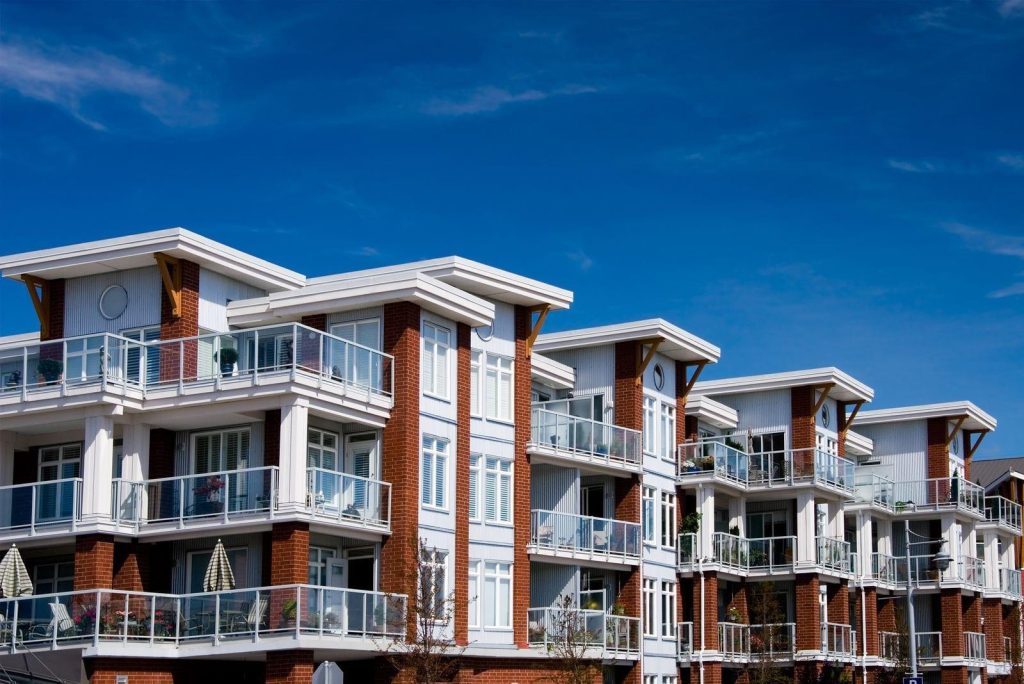 Unlocking Profits: The Advantages of Multi-Family Properties Unlocking Profits: The Advantages of Multi-Family Properties