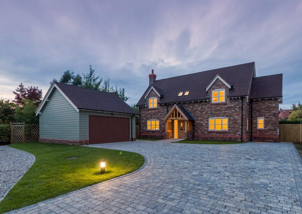 Assessing Mortgage Benefits and Risks for Self-Build Homes Assessing Mortgage Benefits and Risks for Self-Build Homes